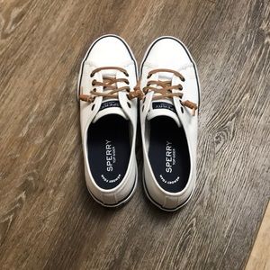 Sperry Pier View Canvas Sneaker